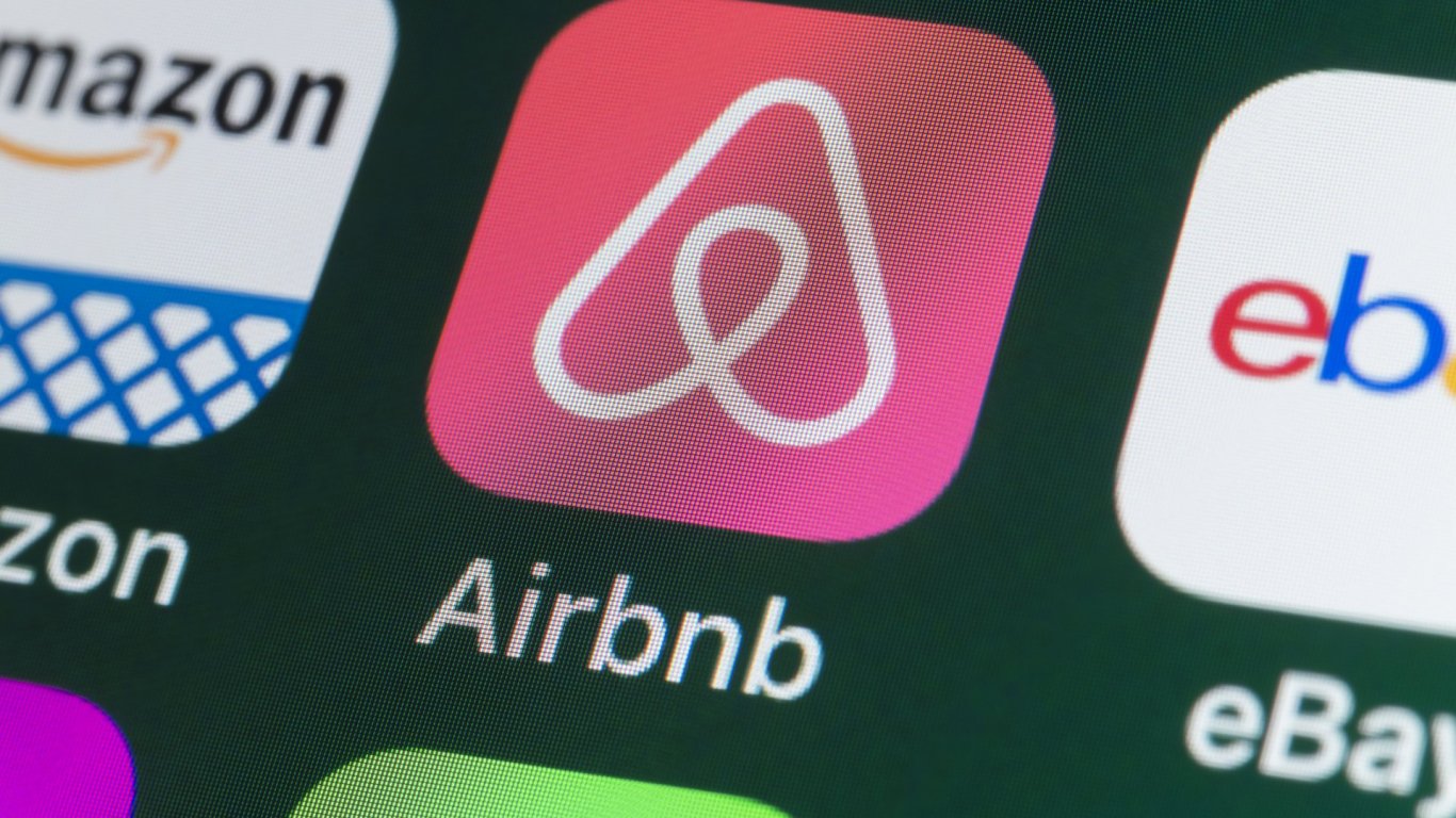 Airbnb съди Ню Йорк за "фактическа забрана" 