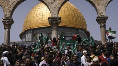 Защо напрежението в Йерусалим разпалва размирици в целия регион