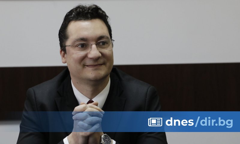 Според Зарков службите и МВР нямат нищо общо с правенето
