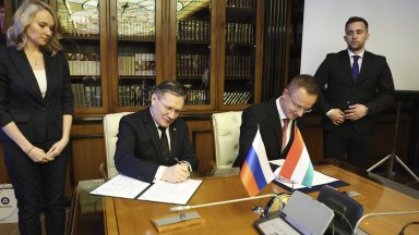 Унгария сключи нови енергийни споразумения с Русия, ще получава газ по „Турски поток”