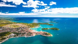 Лятната резиденция на Тито и причудливата красота на любимите му острови Бриони (видео)