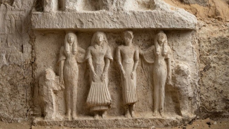 Откриха гробницата на управител на храма на Амон в некропола Сакара край Кайро