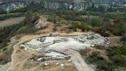 Археологът Деян Драгоев: В крепостта "Кале Широково" е открита една от най-късните антични монети в Северна България