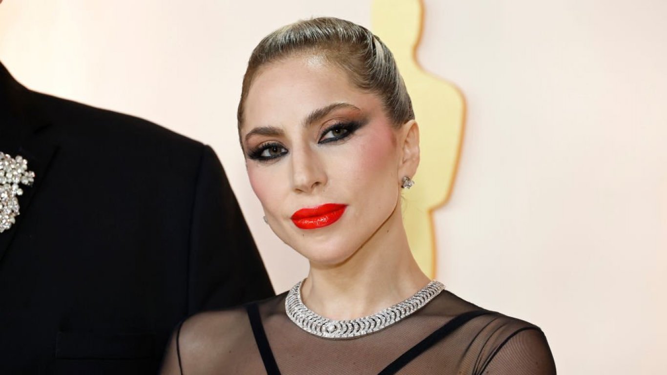 Лейди Гага и Джордж Клуни съветват американския президент за изкуство и култура