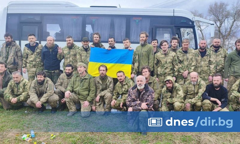 Подгответе всички, нахранете ги и им дайте вода, прегледайте ранените,