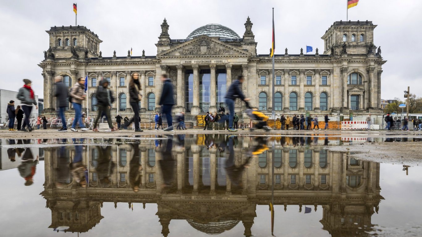 Недостигът на квалифицирани работници в Германия достига рекордни размери през 2022 г.