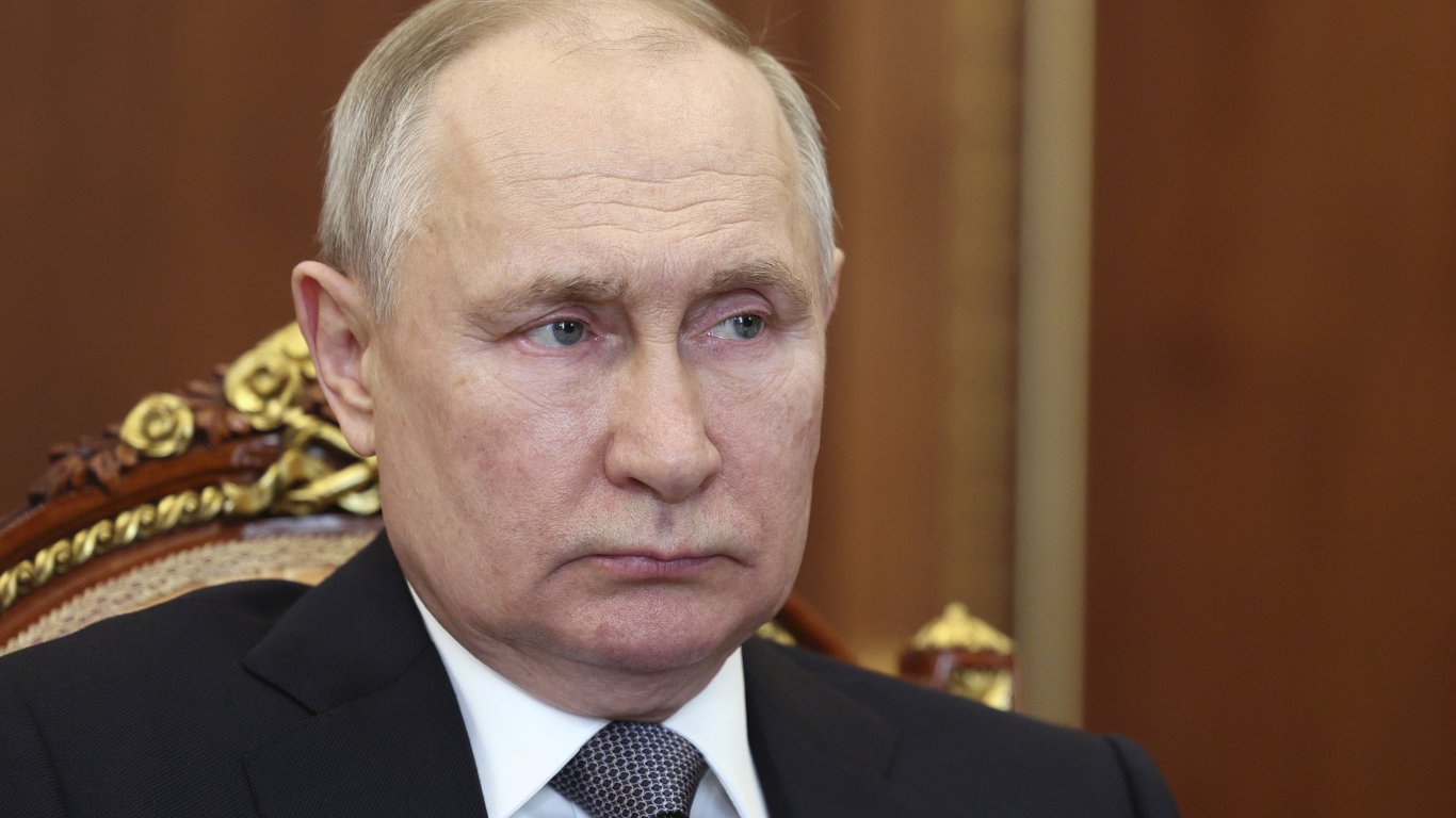 Путин въведе доживотен затвор за държавна измяна. Москва обясни новата ракетна атака