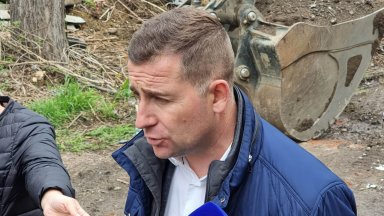 За целта ще бъде стеснен участък от около 150 м