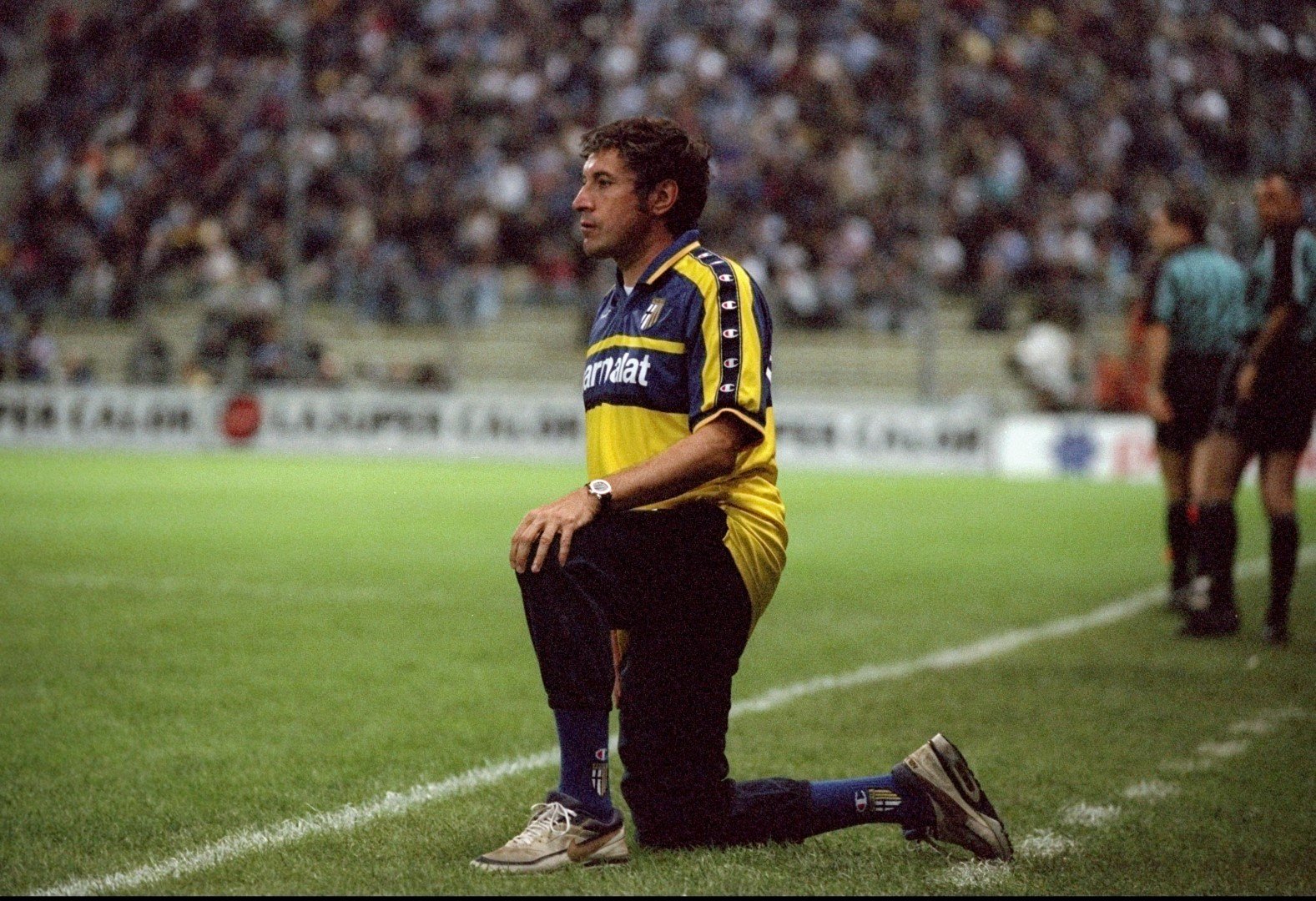 Алберто Малезани взе Купата на УЕФА с Парма през 1999-а