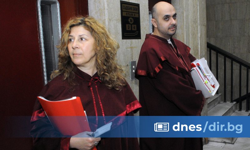 В телефоните е намерена и извлечена информация от началото на