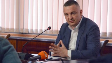 Към 11 ч към урните са отишли 5 15 от имащите