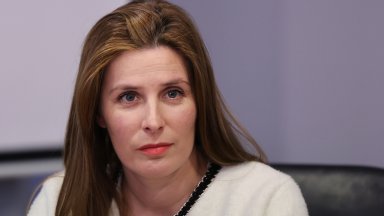 Шефката на кабинета на Йотова: Опорките срещу Радев в европейските медии се пускат от България