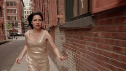 "Онзи, другият Ню Йорк" - моноспектакълът на Ванина Кондова с втора премиера в София