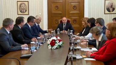 Костадинов пред президента: Готови сме да управляваме, искаме третия мандат (видео)