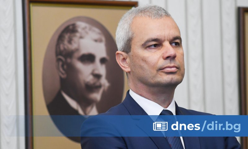 Костадинов бе сред първите политици, който вчера обяви, че взривът пред