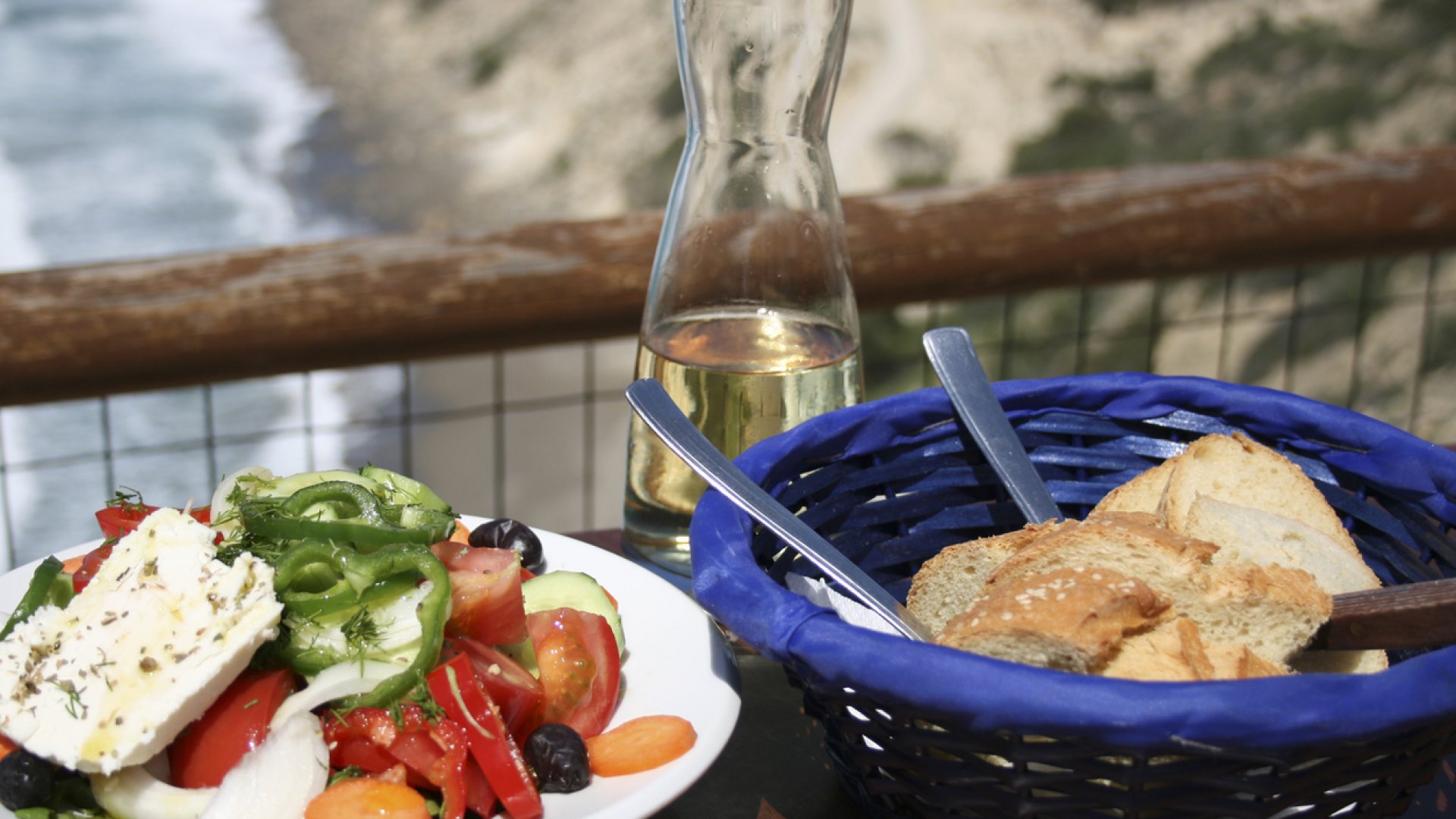 10 традиционни продукта от остров Крит, които трябва да опитате