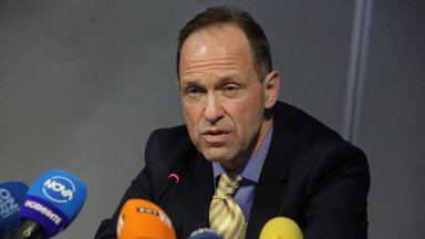 С тях сме в постоянна комуникация за наличните опции за