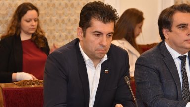 По думите му кандидатът за премиер на ГЕРБ СДС е пример за смелостта