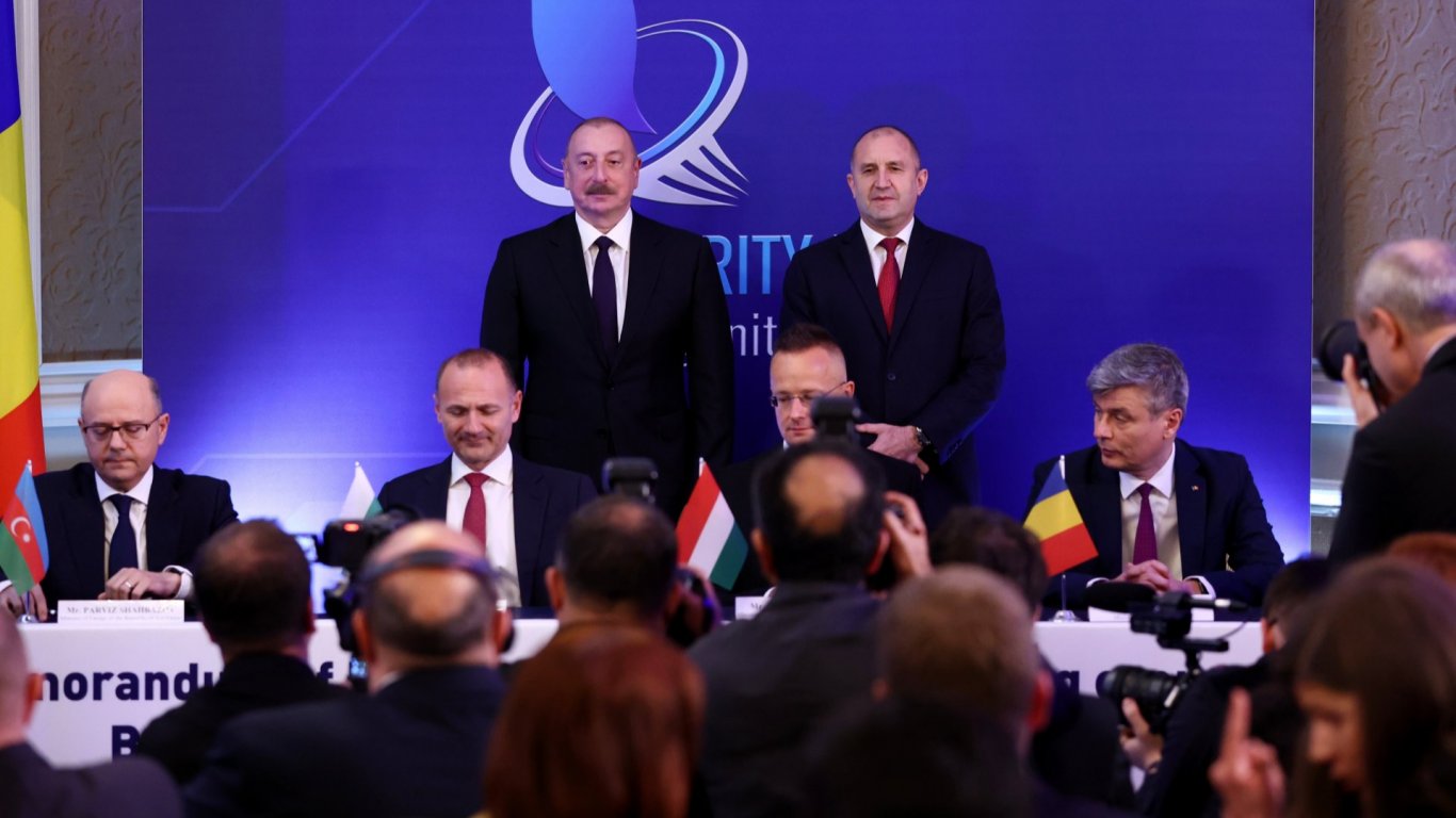 България, Румъния, Унгария, Словакия и Азербайджан ще осигурят газ за ЕС