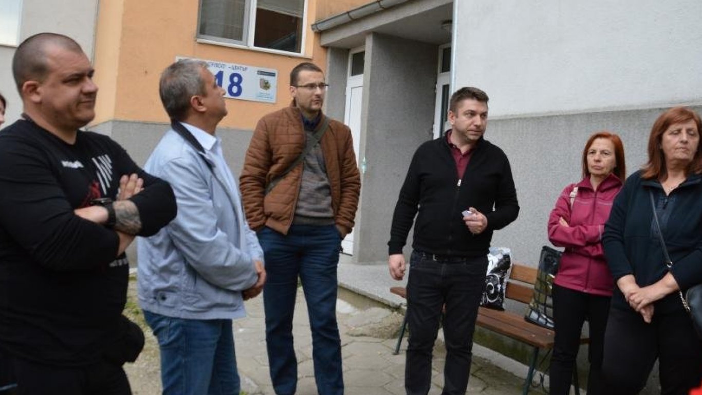 След 16 месеца: Приключи ремонтът на опожарения блок в Благоевград, в който загинаха трима