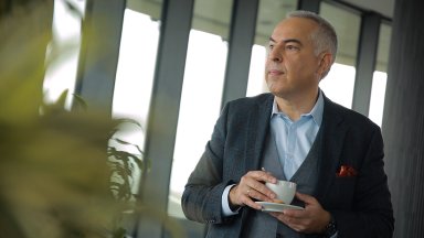 Но преди да разберем накъде нека се попитаме как и