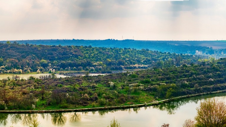 Туристическите съкровища на Русенски Лом