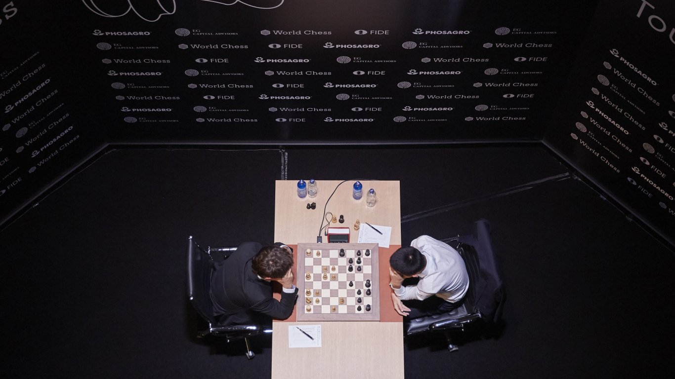 Реми в Астана: Световната титла в шаха ще се решава с последната партия