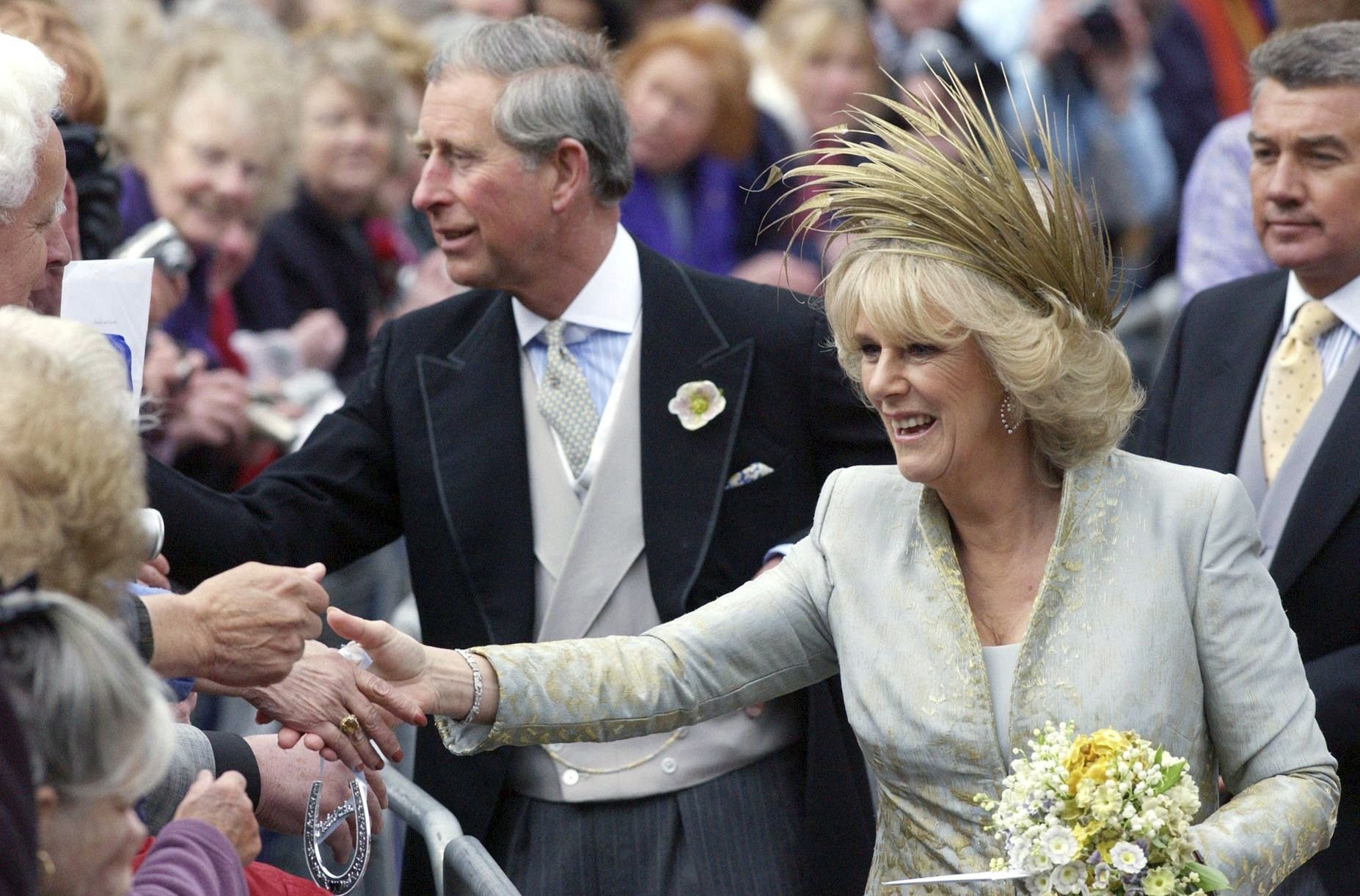 Чарлз и Камила преминали през много трудности, за да се оженят