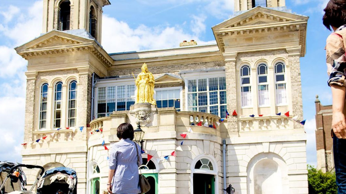 Кингстън на Темза пази истинския Камък на съдбата