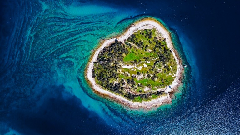 Пет малко известни, но удивителни острова в Европа