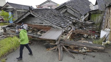 Снимка AP БТА Земетресението с магнитуд 6 2 разлюля префектура Ишикава на