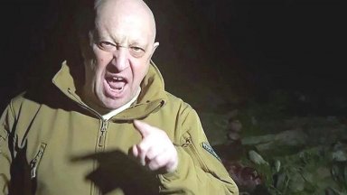 Михаил Мизинцев бе заместник министър на отбраната натоварен със задачата за