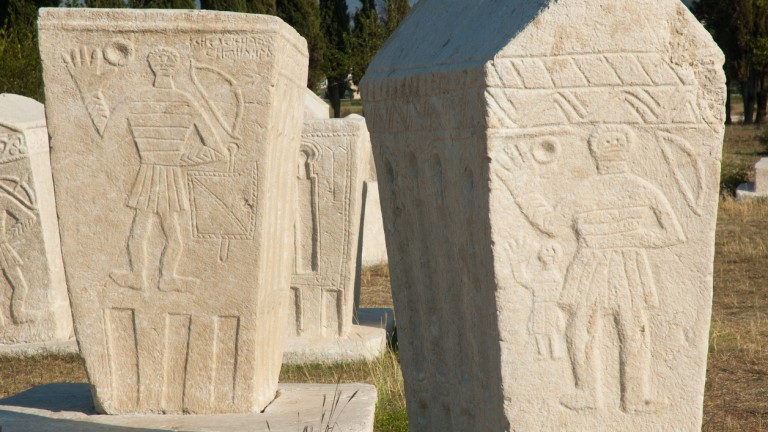 Какво свързва богомилите и миистериозните камъни стечки в Босна и Херцеговина?