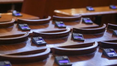 Изборите не са оставили обществото с ясно усещане че са