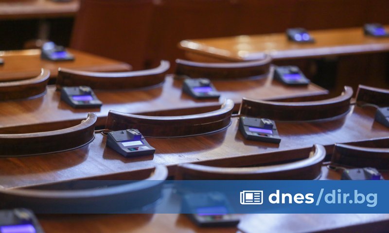 Изборите не са оставили обществото с ясно усещане, че са