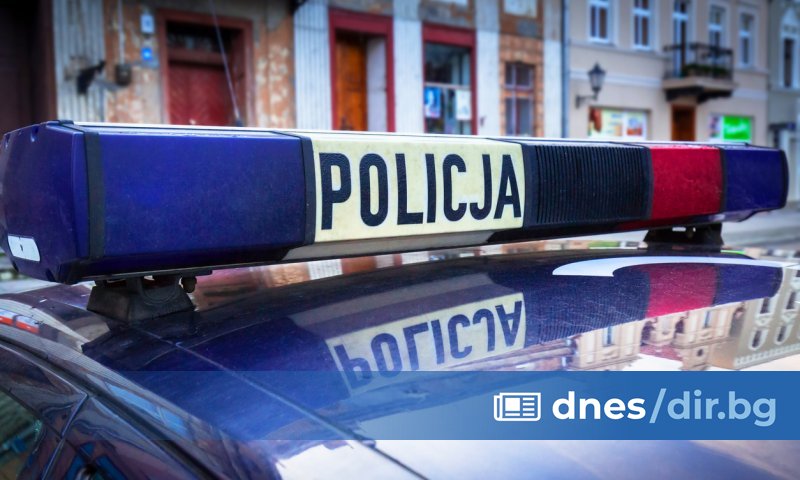 Инцидентът е станал снощи около 23:00 часа. Младежът, който се