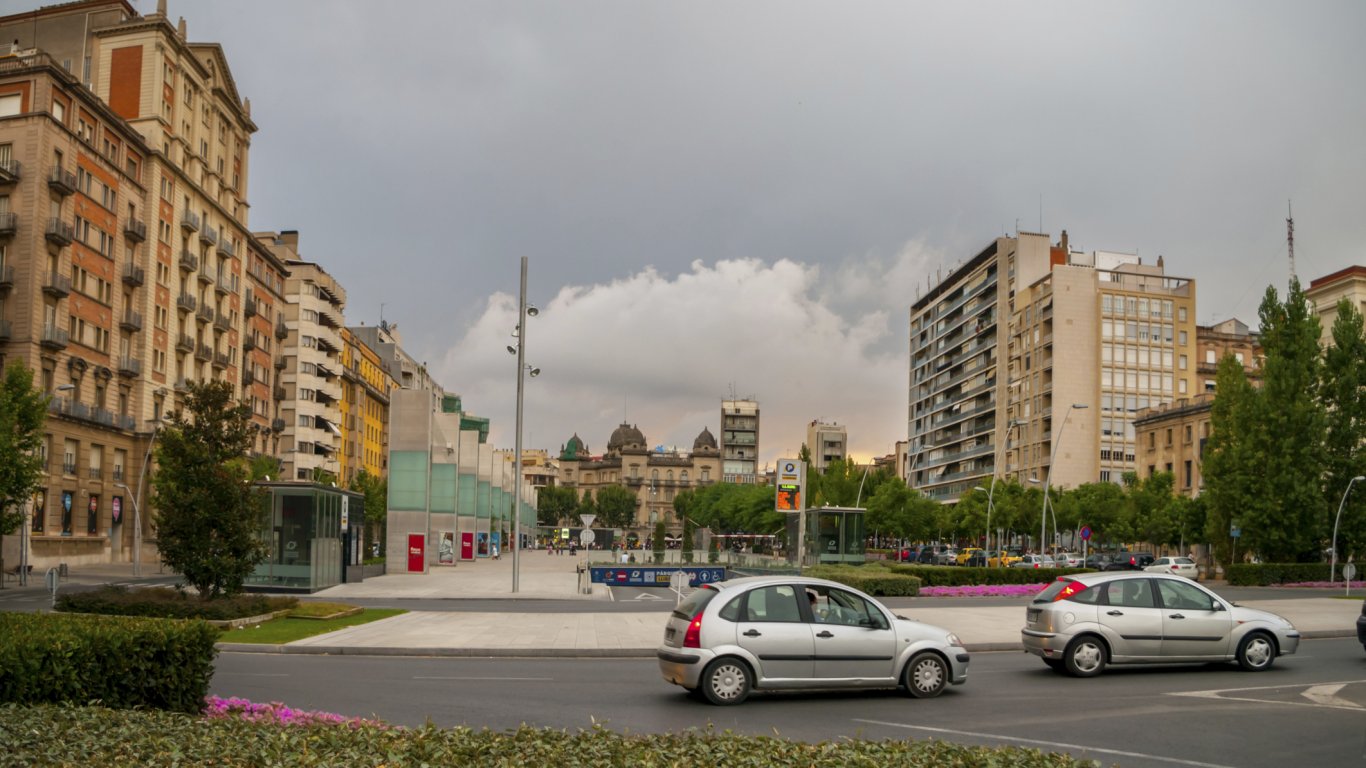 В Каталуния отчуждават празните апартаменти на хора с много имоти в 14 общини