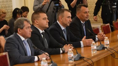 От формацията на Слави Трифонов подкрепят съставянето на редовно правителство