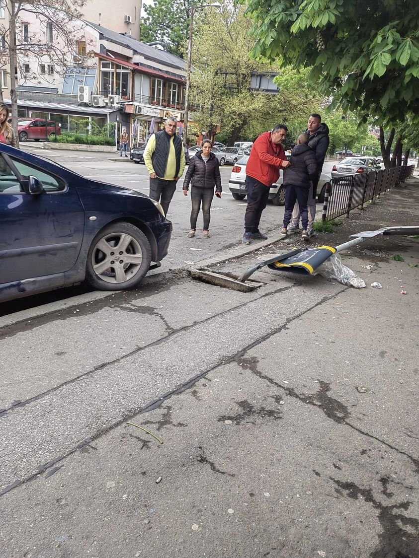 Инцидентът в "Слатина" с 10-годишния шофьор 