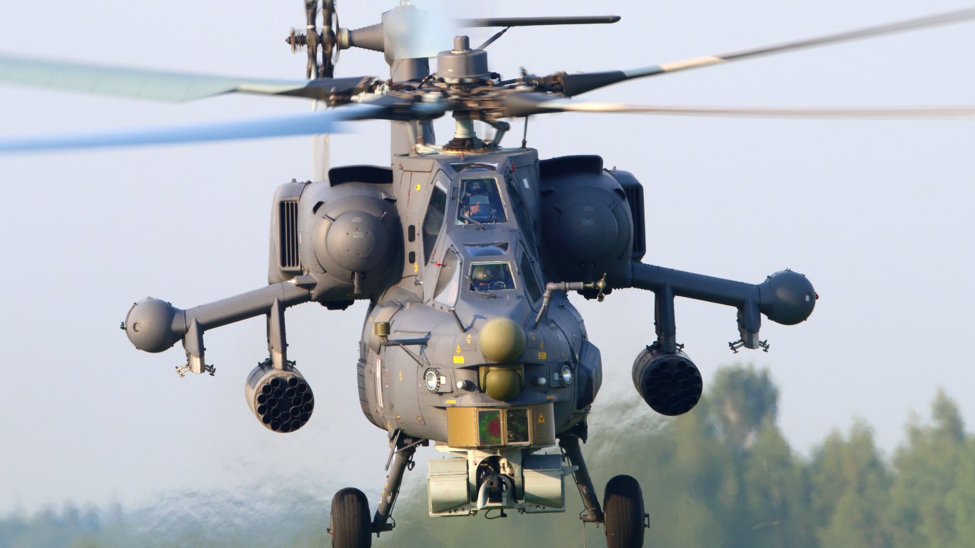 Руски военен хеликоптер се разби в Крим, загинаха двамата пилоти