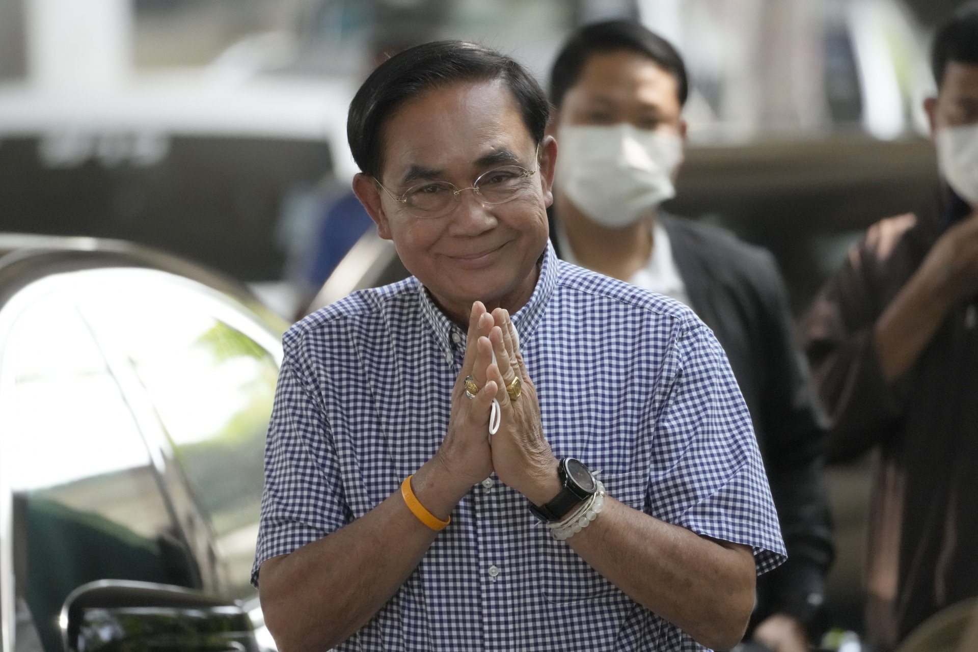 Премиерът на Тайланд Прают Чан-оча преди да гласува в избирателна секция в Банкок 
