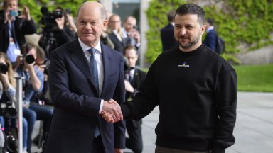 Шолц подчерта че бъдещето на страната е евросъюза и че