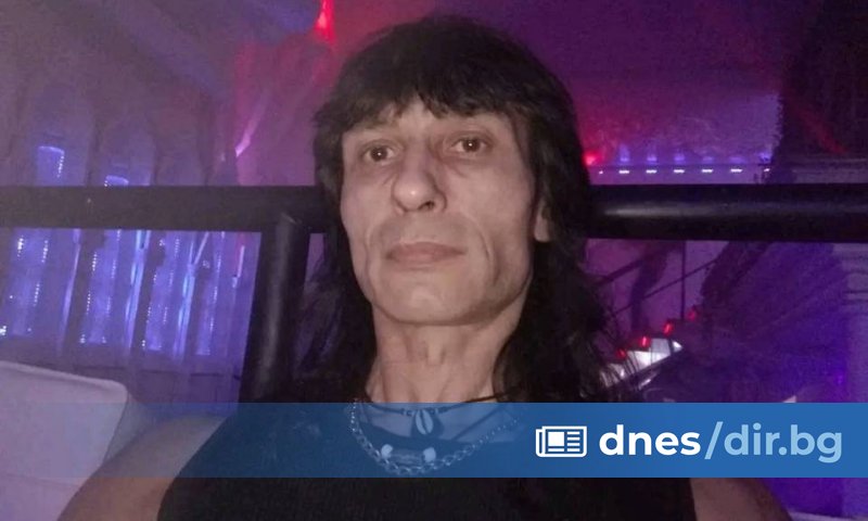 За последно близките на мъжа, който от години работи в