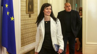 Срещата вече е в лидерски формат за разлика от първите