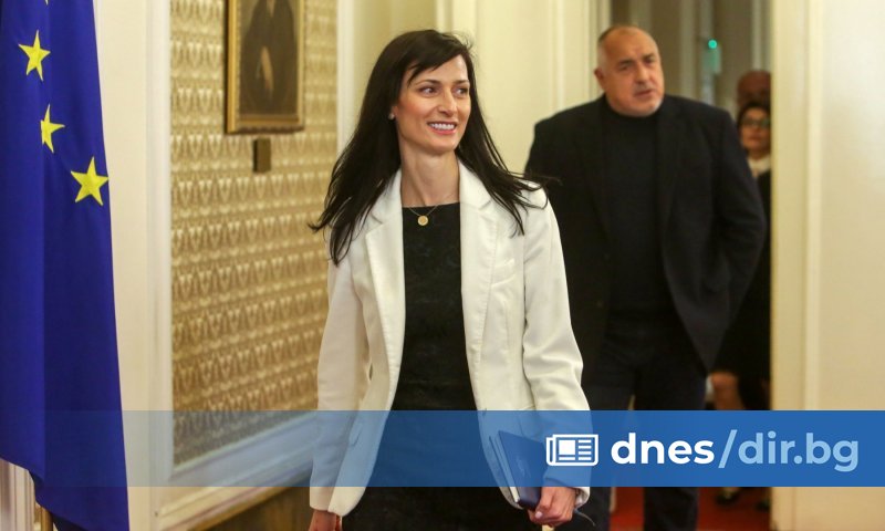 Срещата вече е в лидерски формат, за разлика от първите