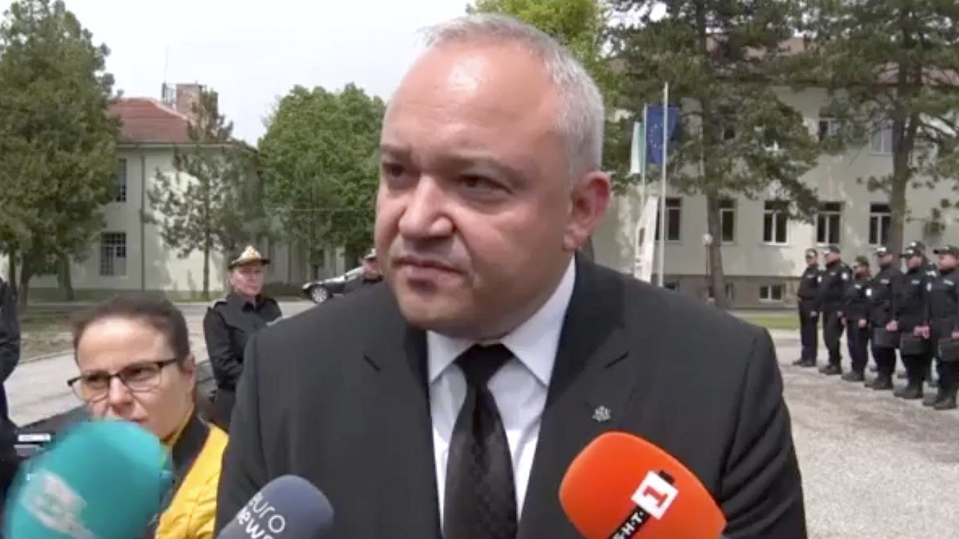 Демерджиев: В МВР няма сигнали за заплахи срещу Гешев, трябваше да е прогледнал отдавна