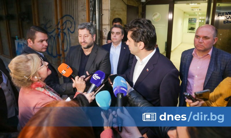 Ето какво още гласи декларацията на коалицията:
България има нужда от