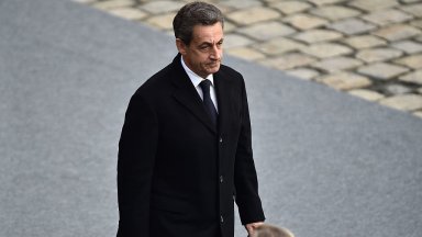 Същите присъди получиха дългогодишният адвокат на Саркози Тиери Ерцог и