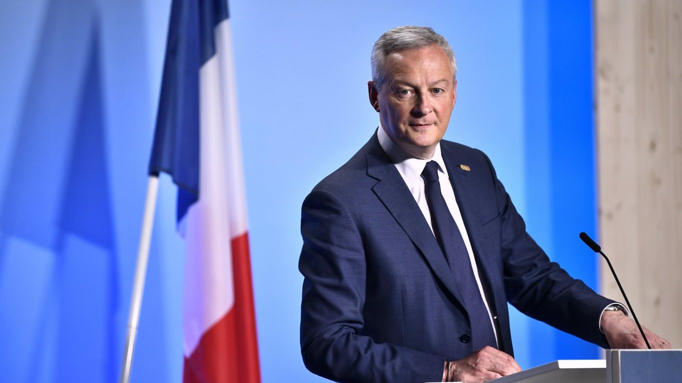 Франция настоя за "отпускане" на дефицита за страни, инвестиращи в зелен преход или отбрана