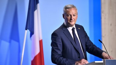 Заплахата за данъчно "изтръгване" от печалбите даде резултат във Франция
